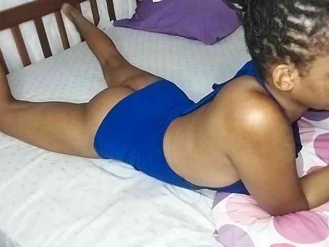 petittegoddess254 webcam