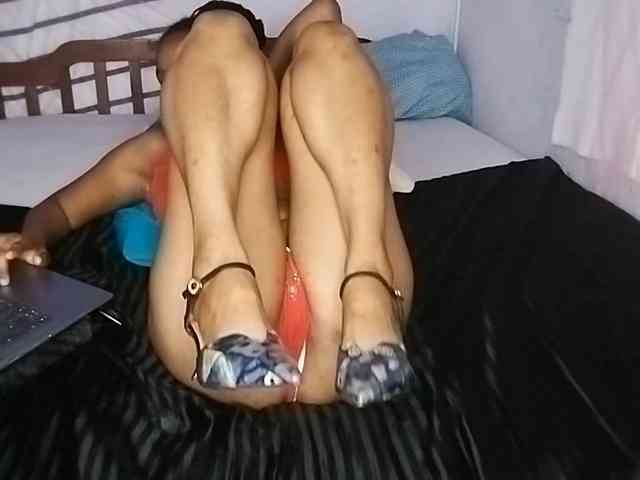 petittegoddess254 webcam