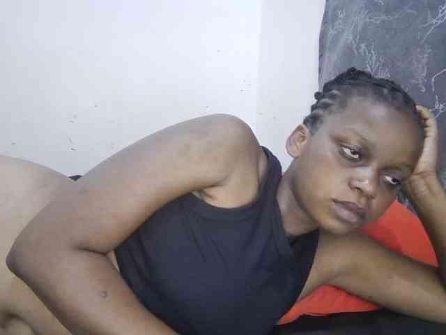 petittegoddess254 webcam
