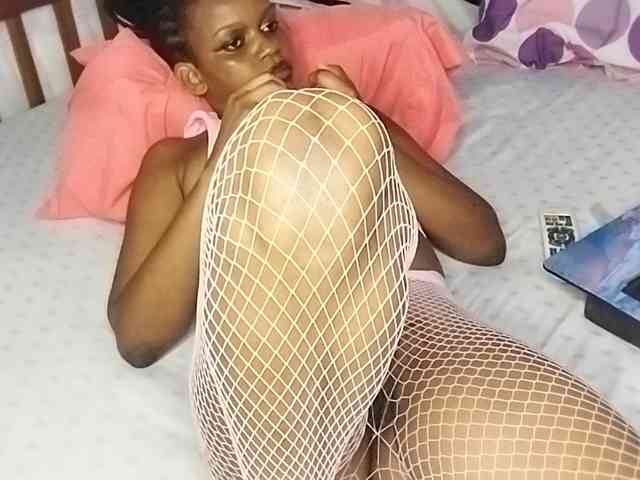 petittegoddess254 webcam