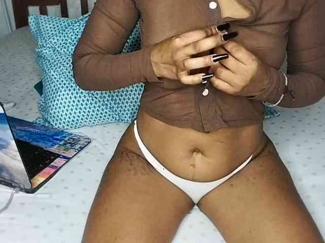 petittegoddess254 webcam