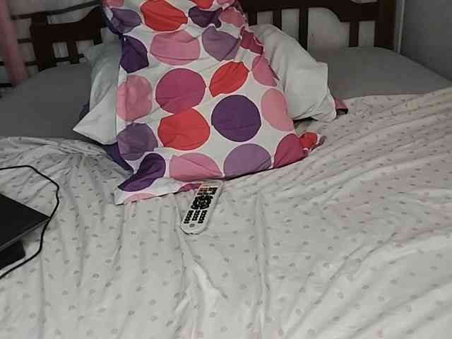 petittegoddess254 webcam
