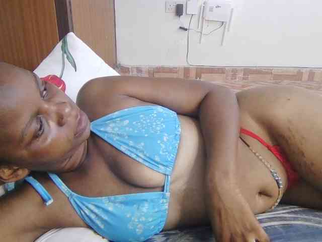 petittegoddess254 webcam
