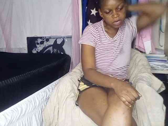 petittegoddess254 webcam