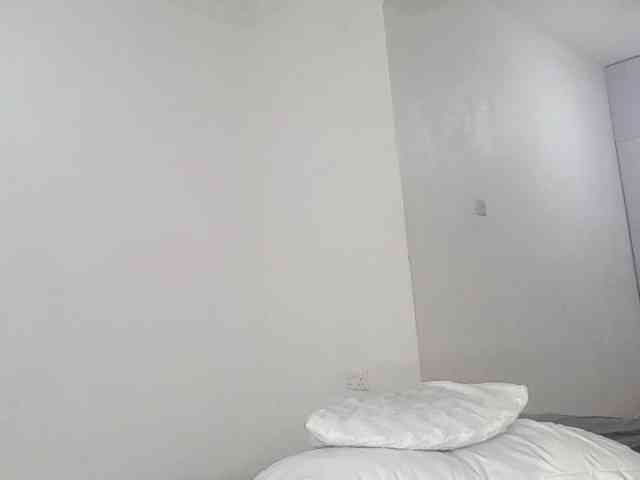 petittegoddess254 webcam