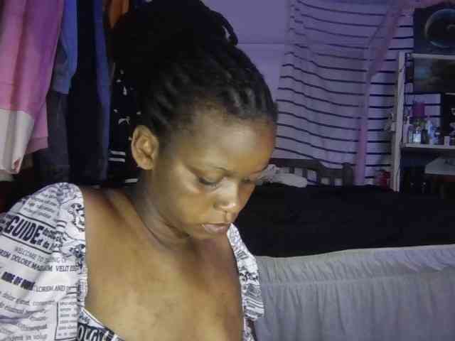 petittegoddess254 webcam