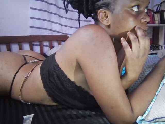 petittegoddess254 webcam
