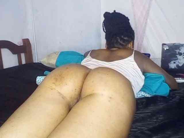 petittegoddess254 webcam