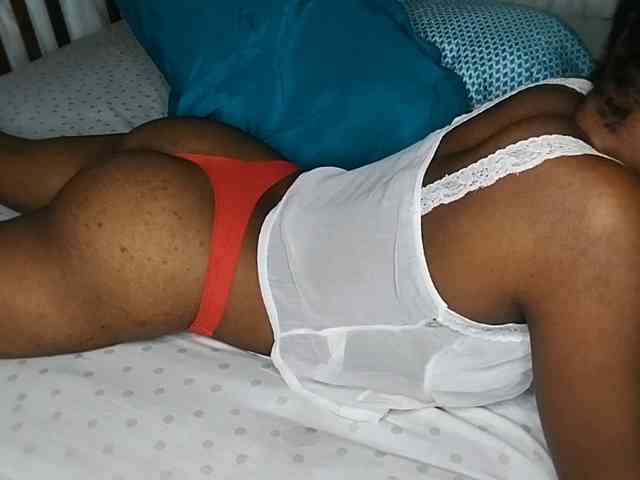 petittegoddess254 webcam