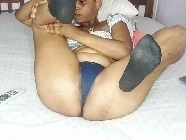 petittegoddess254 webcam