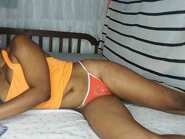 petittegoddess254 webcam