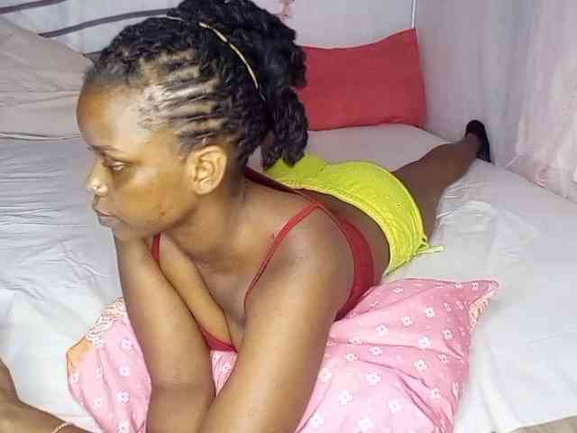 petittegoddess254 webcam