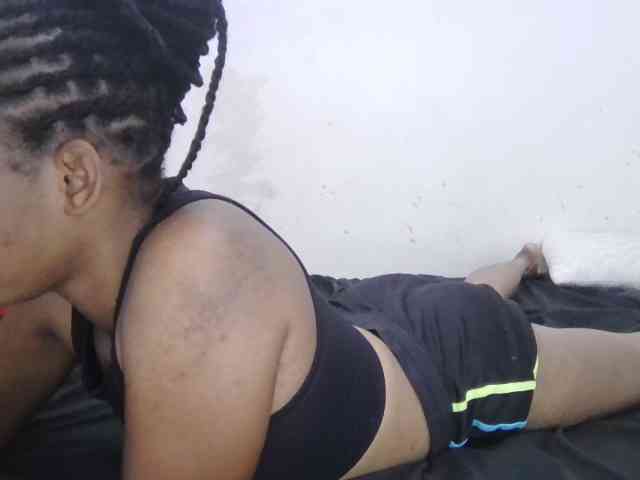 petittegoddess254 webcam