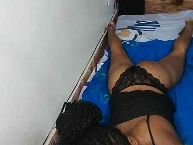 petittegoddess254 webcam