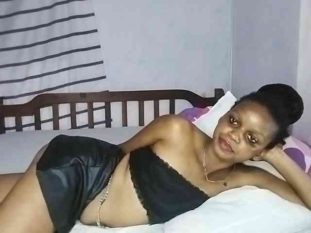 petittegoddess254 webcam