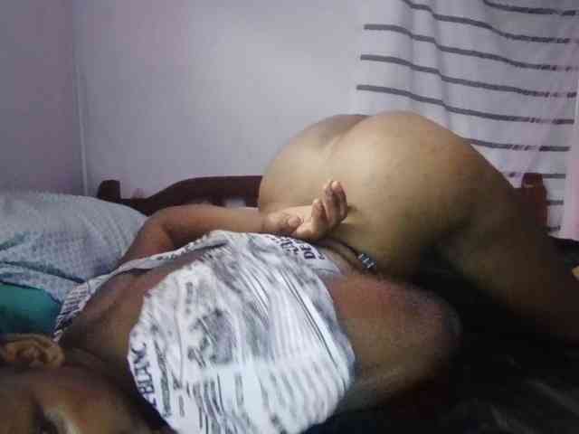 petittegoddess254 webcam