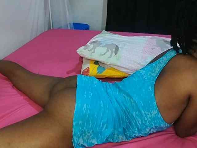 petittegoddess254 webcam