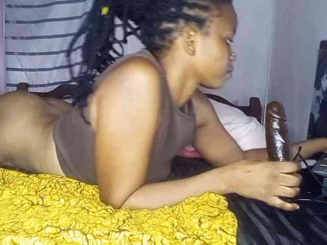petittegoddess254 webcam