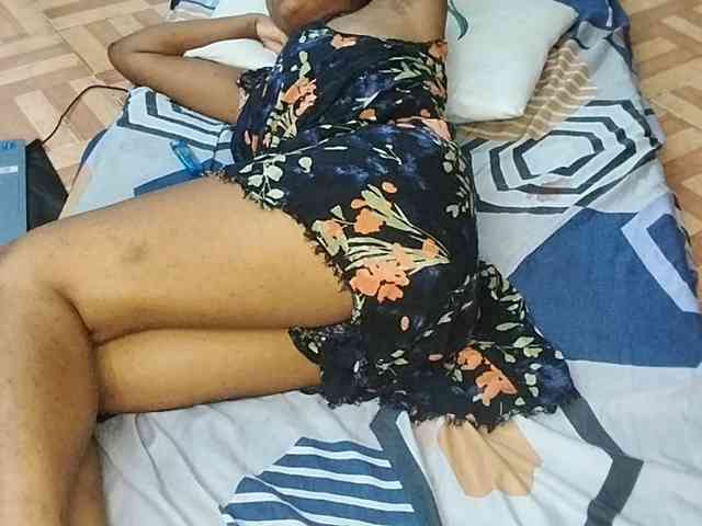 petittegoddess254 webcam