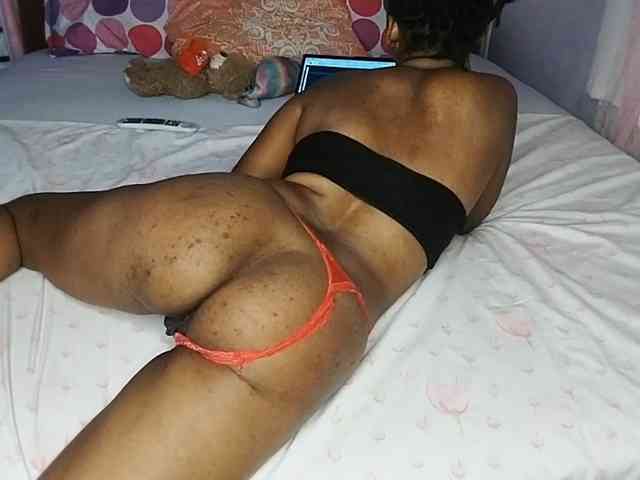 petittegoddess254 webcam