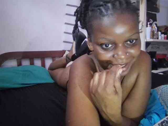petittegoddess254 webcam