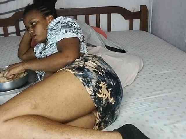 petittegoddess254 webcam
