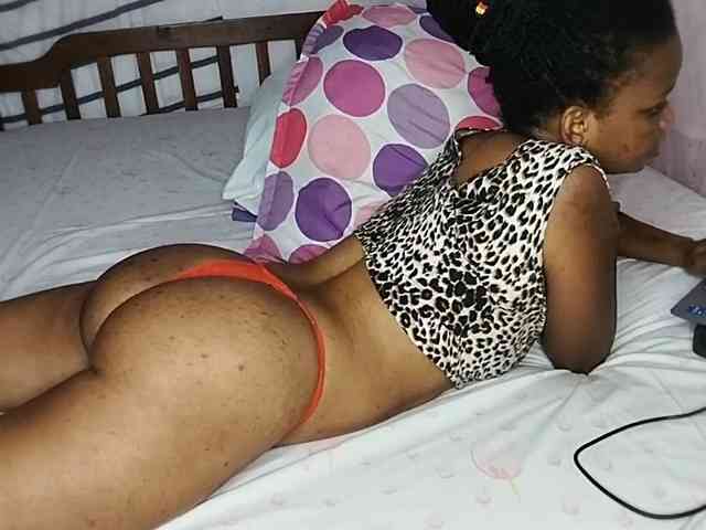 petittegoddess254 webcam