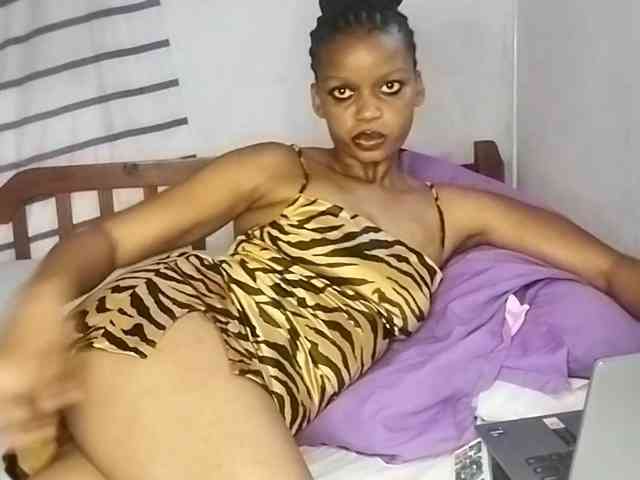 petittegoddess254 webcam