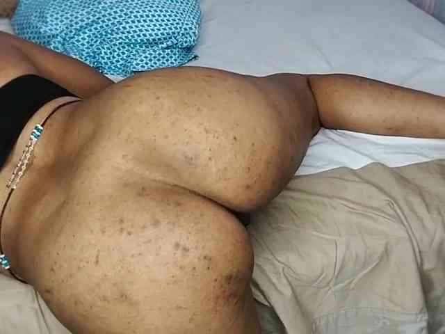 petittegoddess254 webcam