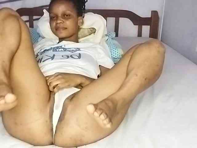 petittegoddess254 webcam