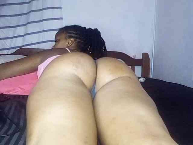 petittegoddess254 webcam