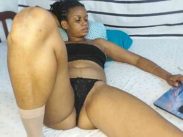 petittegoddess254 webcam