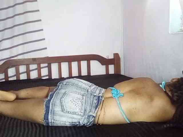 petittegoddess254 webcam