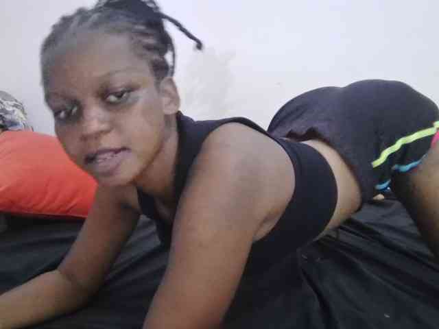 petittegoddess254 webcam