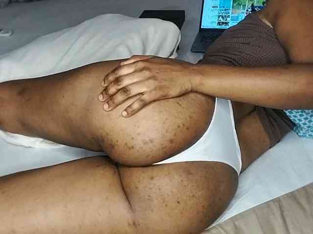 petittegoddess254 webcam