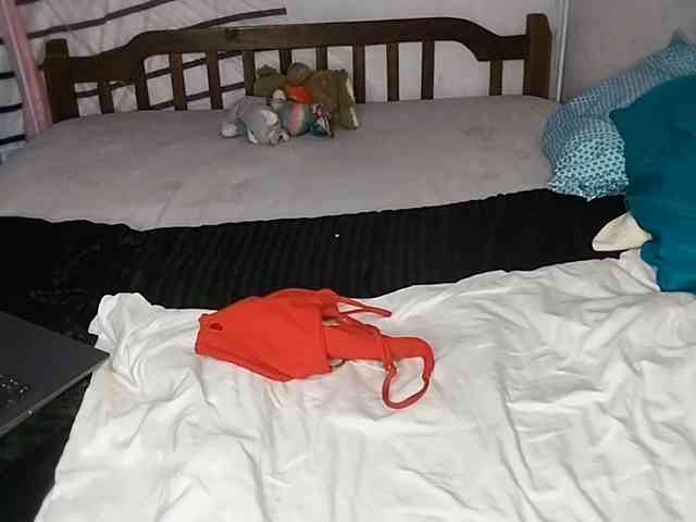 petittegoddess254 webcam
