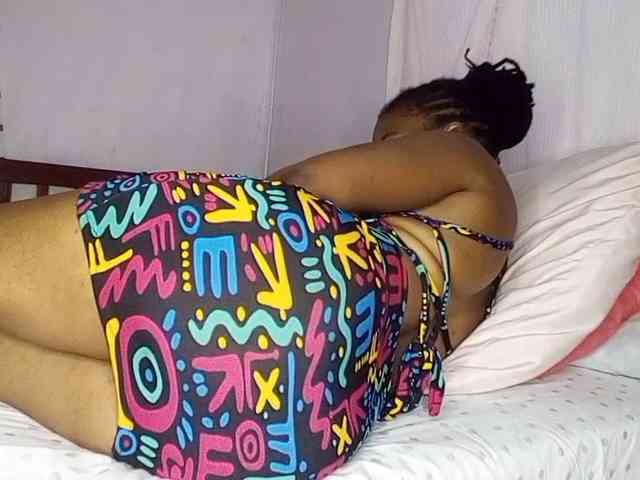 petittegoddess254 webcam