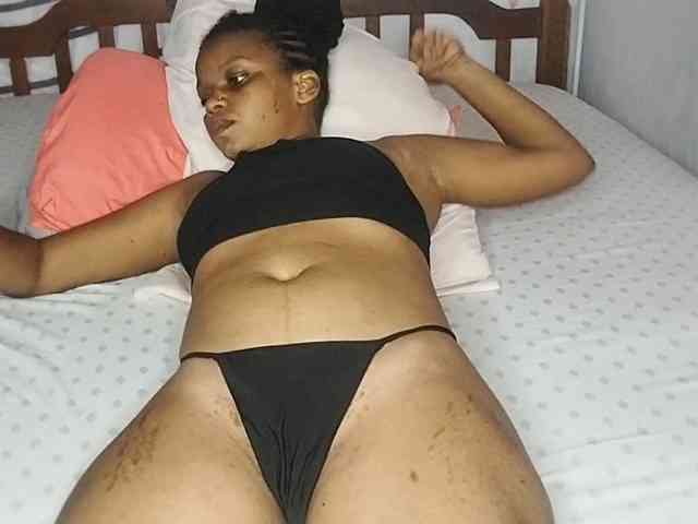 petittegoddess254 petittegoddess254