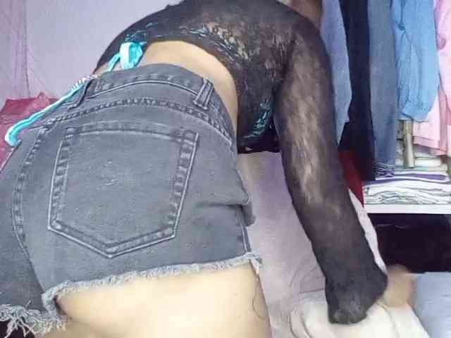 petittegoddess254 webcam
