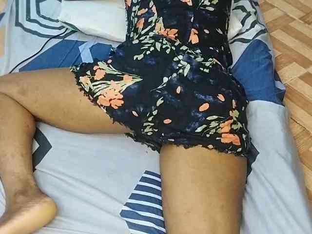 petittegoddess254 webcam