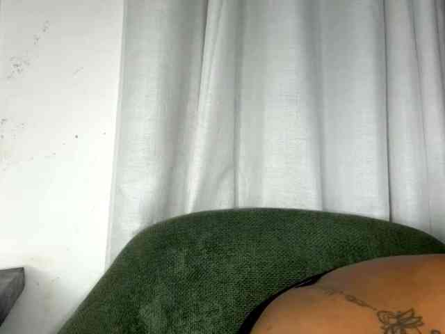 petittegoddess254 webcam