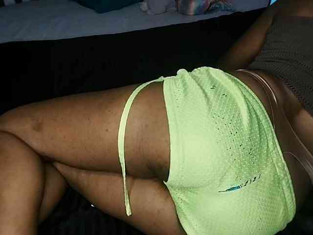 petittegoddess254 webcam