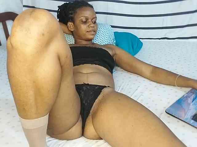 petittegoddess254 webcam