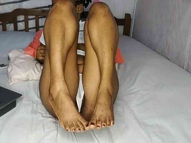 petittegoddess254 webcam
