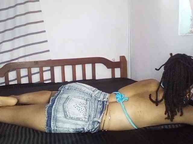 petittegoddess254 webcam