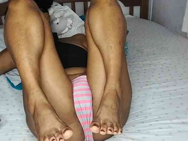 petittegoddess254 webcam