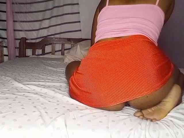 petittegoddess254 petittegoddess254