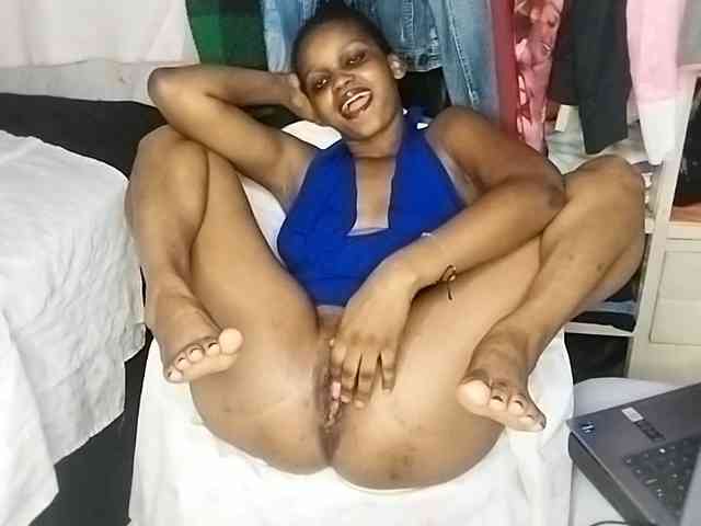 petittegoddess254 webcam