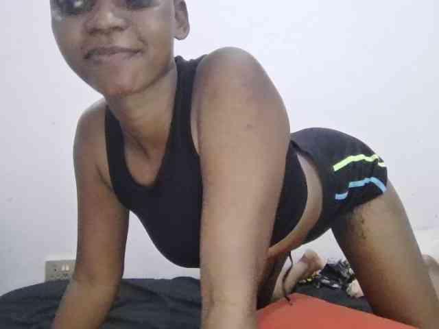 petittegoddess254 webcam