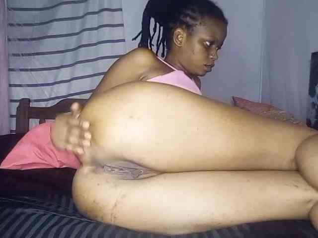 petittegoddess254 webcam